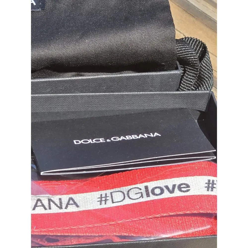 NIB Dolce & Gabbana Red Logo Polyester Silver Brass Holder Keychain Keyring